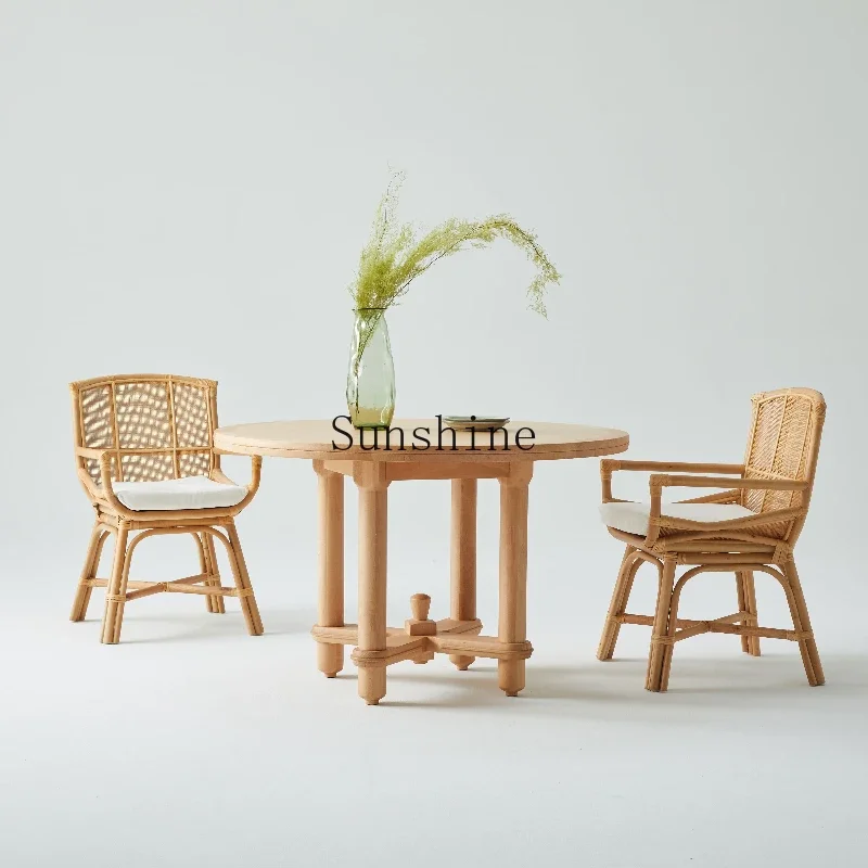 

Solid wood round table Nordic retro B & B restaurant round table