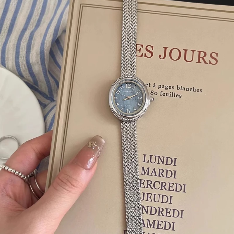 2025 waterproof quartz watch birthday gift retro light luxury classic trend women's watch elegant and simple