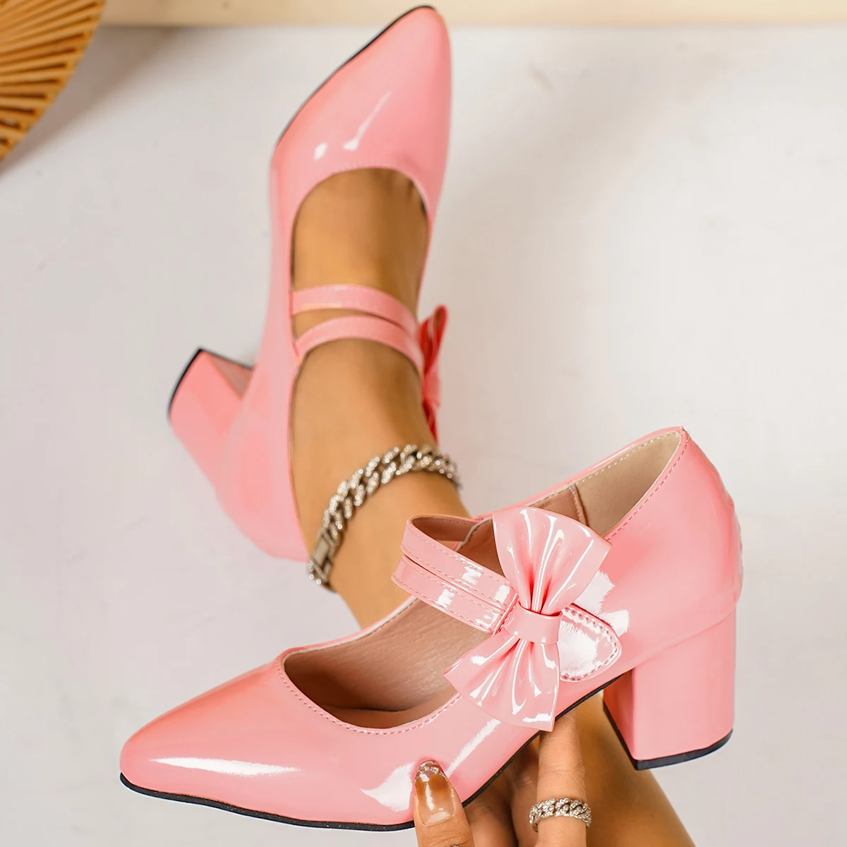 Women Pumps Patent Leather Dress Shoes Retro Luxury High Heels Pumps Ladies Spring Autumn Women Double Buckle Mary Janes Shoes