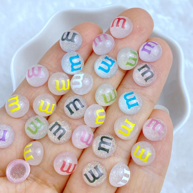 50Pcs New Cute Mini 8mm Glow m Circle Resin Figurine Crafts Flatback Ornament Jewelry Making Manicure Hairwear Accessories