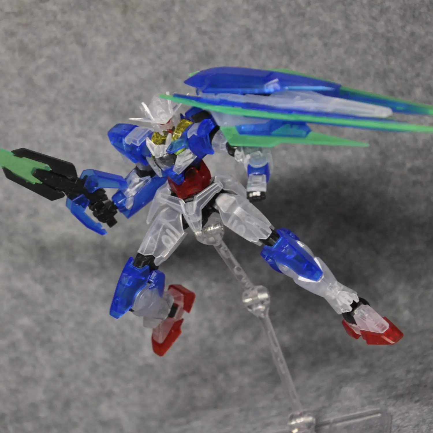 Hg1/144 Gnt-0000 피규어 모바일 세트 00 애니메이션 피규어 00 퀀타 액션 피규어 장식 조립 맞춤형 제품 크리스마스 장난감