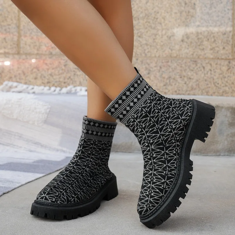 Female Shoes on Sale 2023 Winter Knitted Breathable Women\'s Sock Boots Non-slip Thick-soled Ladies Short Boots Botas De Mujer