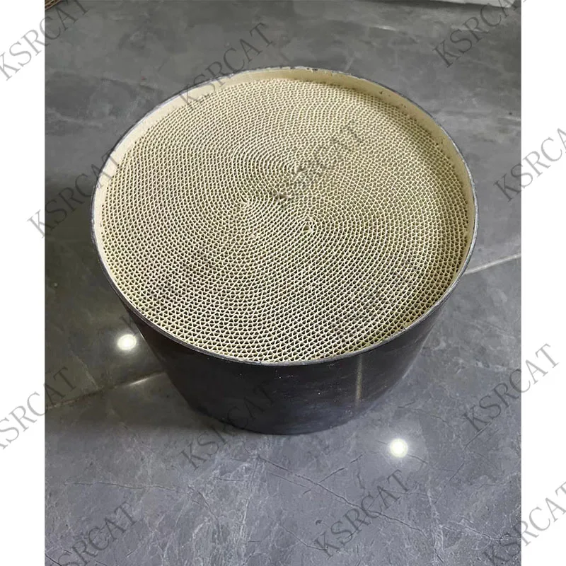 132*75mm Euro 5 300/400cpsi High Flow Automotive Catalyst Metal Round Catalytic Converter Metallic Catalyst