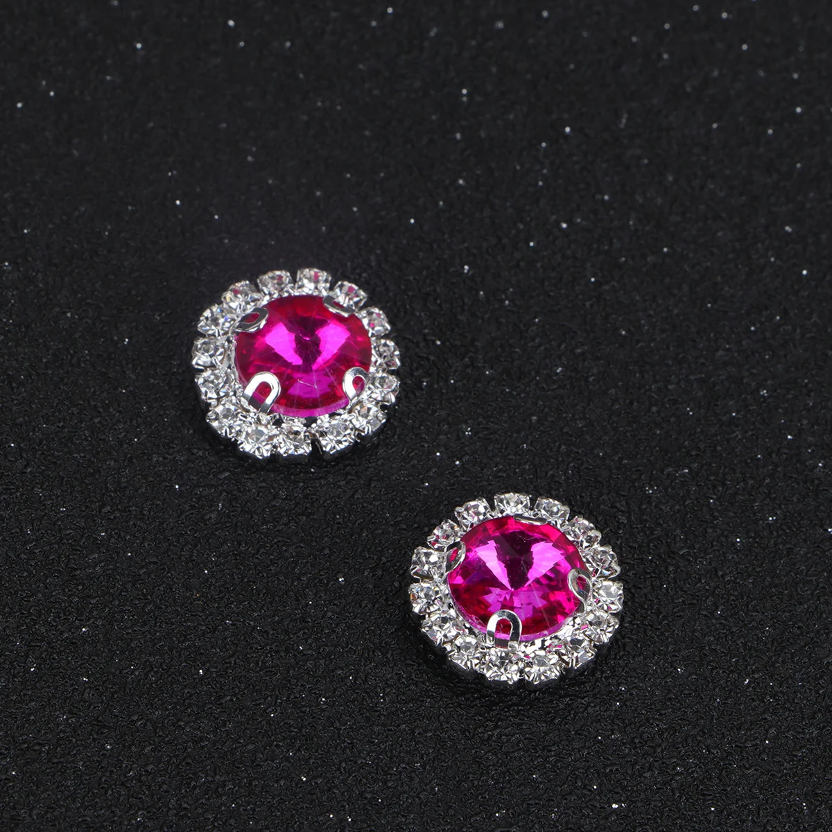 

20Pcs Claw Chain Decoration Rhinestones Flatback Craft Crystals for Home Party Wedding Bridal Shower Vase Fillers