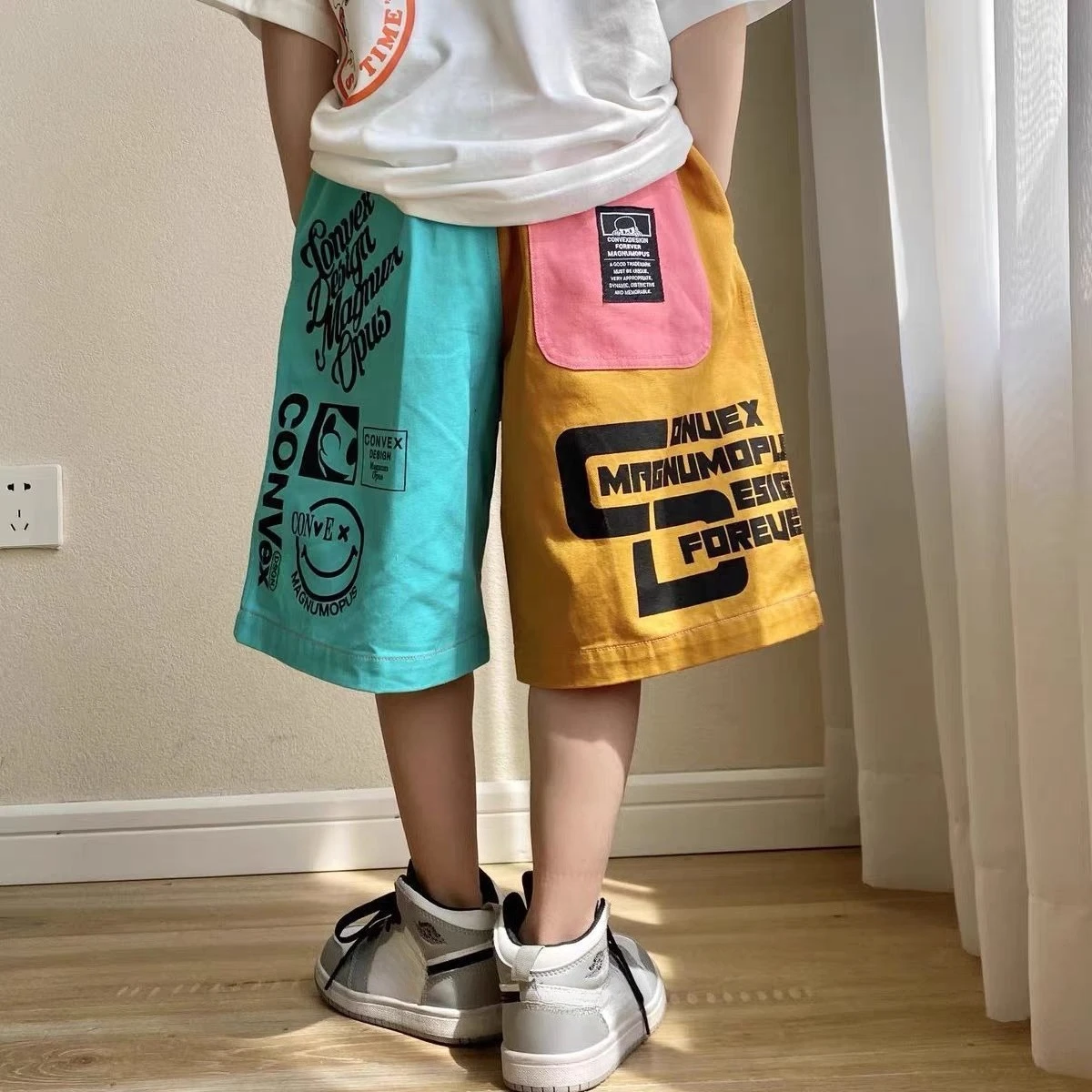 新入荷-キッズ-男の子-女の子-夏-軽量-グラフィティ-綿100-カラーブロック-ビーチショーツ