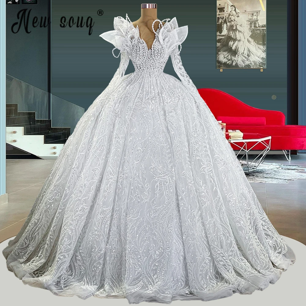 3D Leaves Appliqued White Wedding Gown Ball Gowns Africa Plus Size Wedding Dress Newest Bridal Gowns Women Dress Customizable