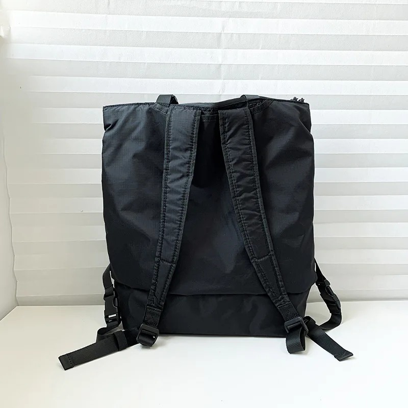 New Men's Backpack, Casual and Simple Hand-held Bag, Single-shoulder Tote Bag, Large-capacity Water-resistant Nylon Backpack