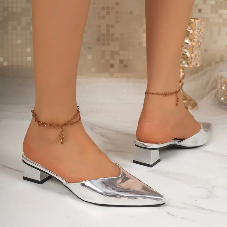 Spitze Damen-Mules, Modische Gold- und Silber-Sandalen, Elegante Kleider-Sandalen mit Quadratischem Niedrigem Absatz, Slip-On Schuhe für Damen – Detail 12