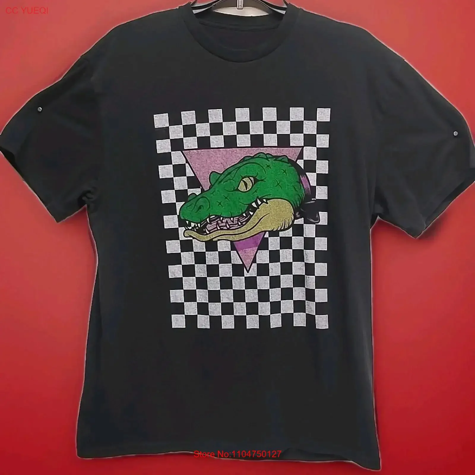 Vtg Reptile Reptilian Lizard Komodo Dragon on Checker Board T Shirt XL vintage Washed Breathable designer clothes Stretched
