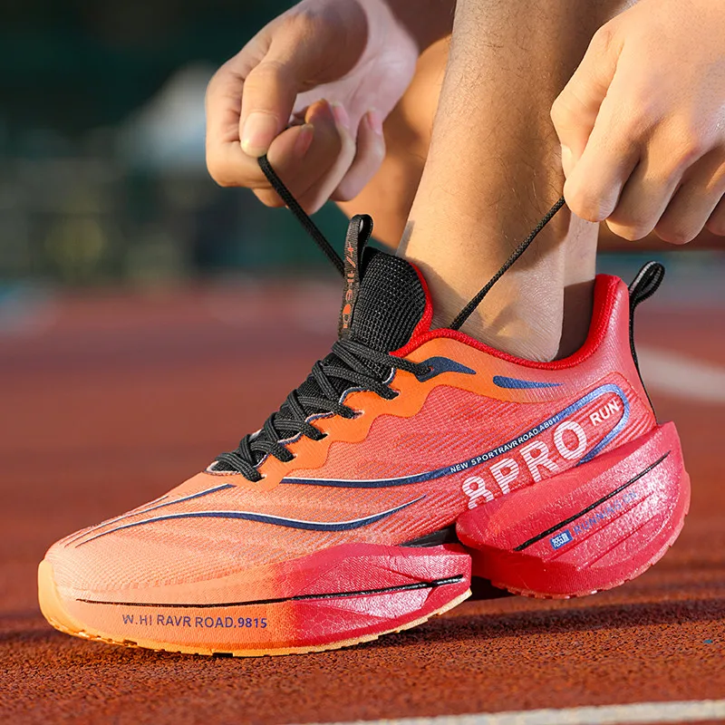 Nowe męskie tenisówki z płytą węglową Outdoor miękka podeszwa siatkowe buty sportowe buty do biegania lekkie antypoślizgowe buty do tenisa na co dzień dla par — zdjęcie 3