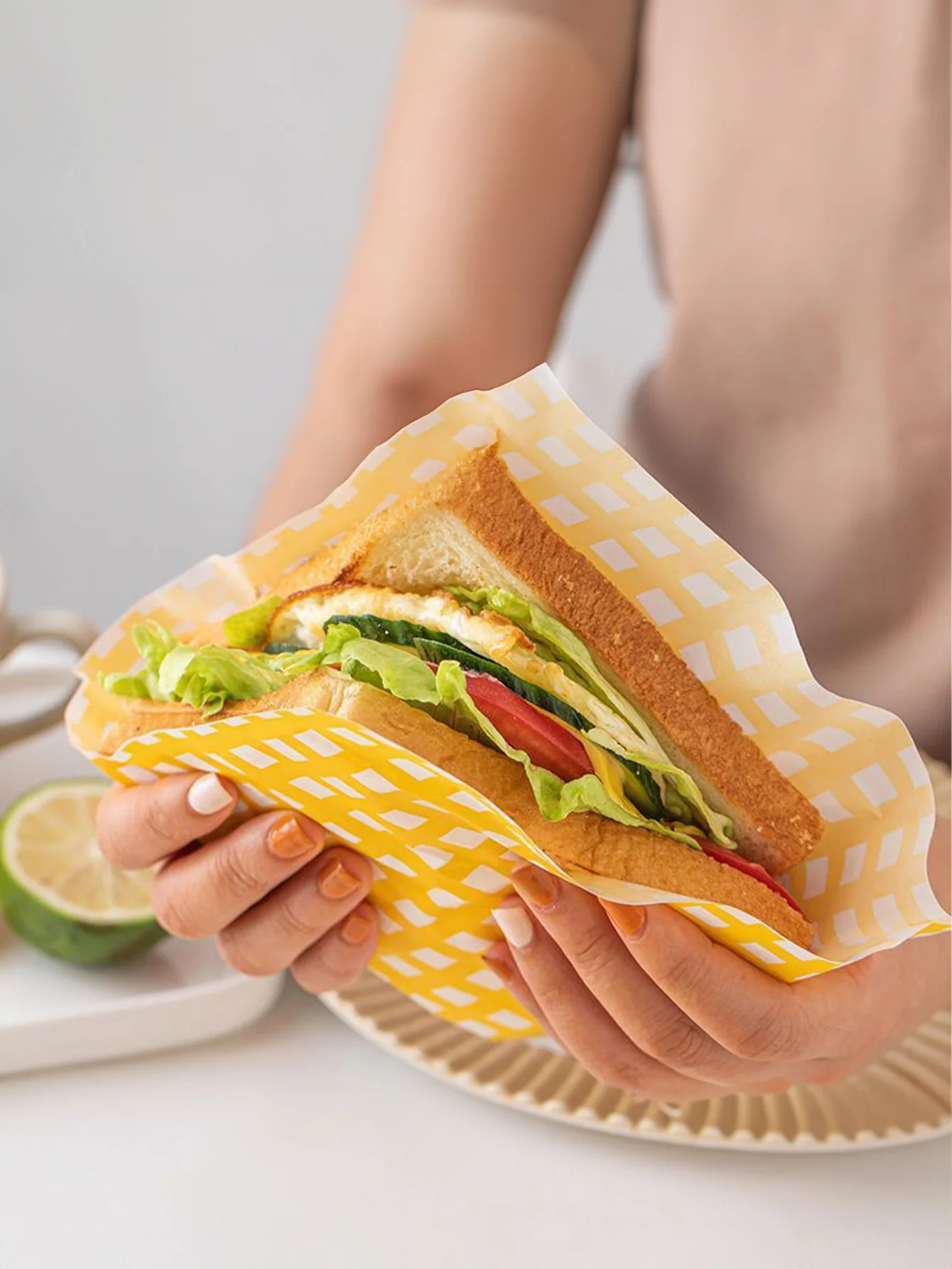 Sandwich Wrapping Paper Food Grade Microwaveable Disposable Hamburger Rice Ball Oil-proof Box Special Household Hamburger Wrapping Paper