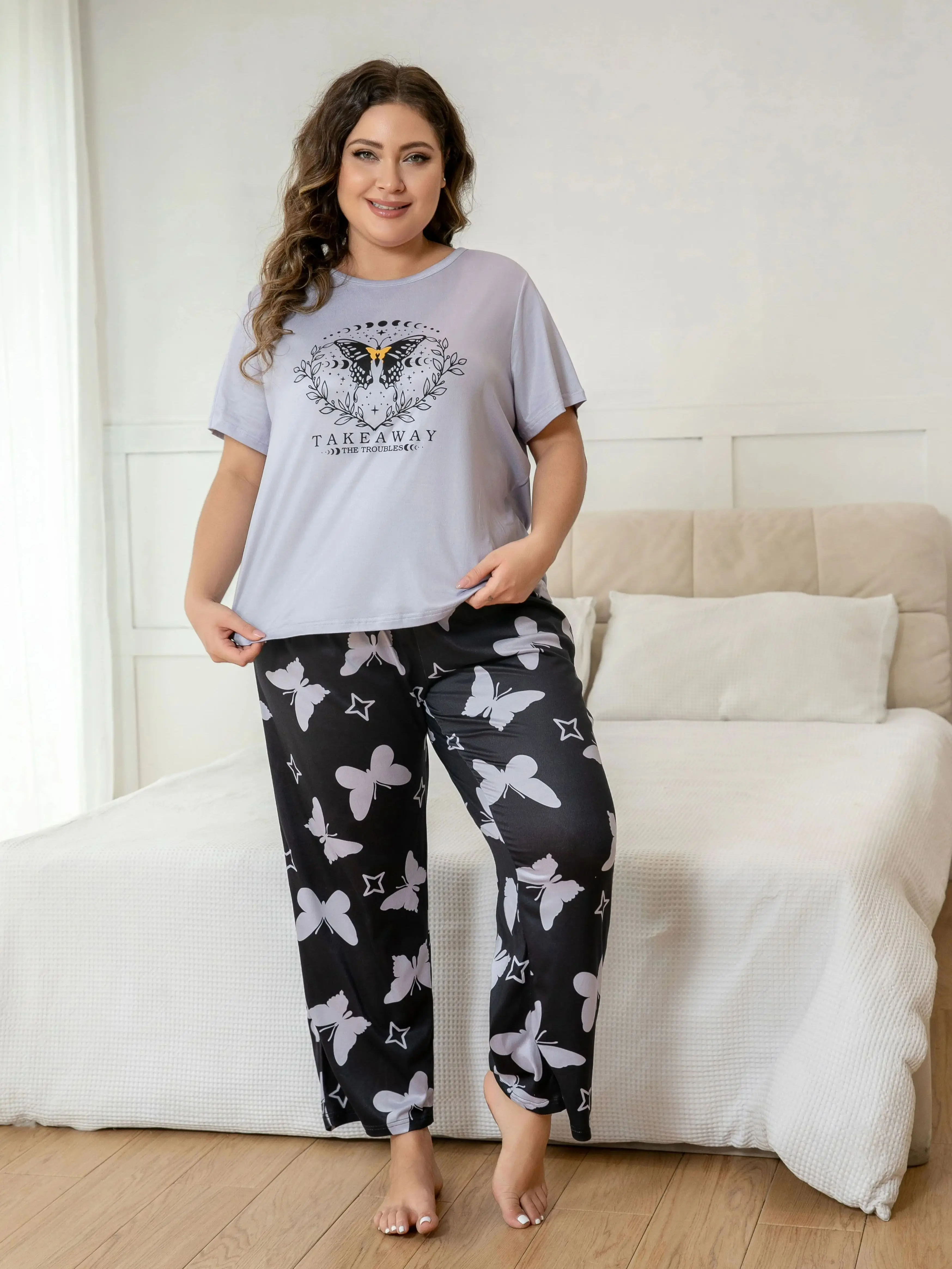 Plus-size Ladies Casual Light purple butterfly print short sleeve trousers pajamas set - suitable for home