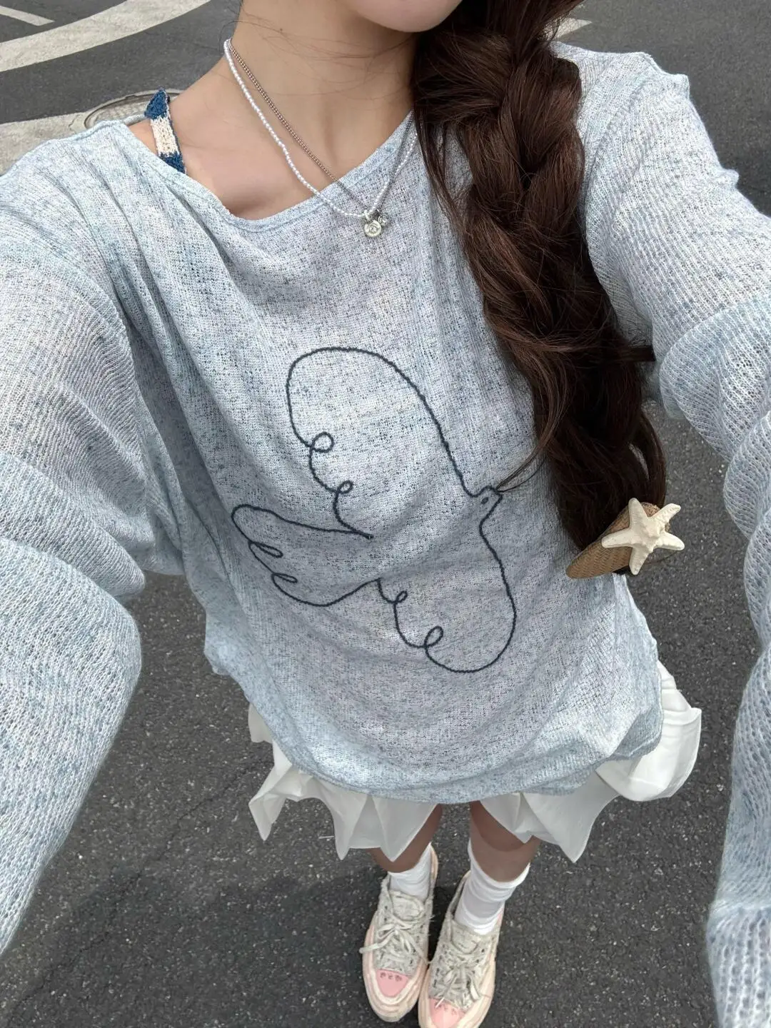 

Korean Embroidery Long Sleeved Thin Top for Women's Causal Versatile Top