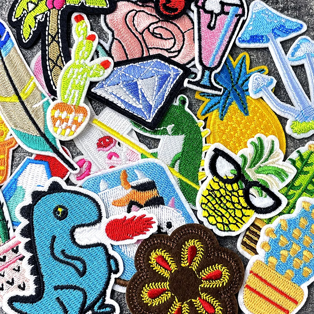 20Pcs/Lot Dinosaur Flower Mushroom Iron on Patches for Clothes Appliques Clothing Supplies Decorative Embroidery Patch