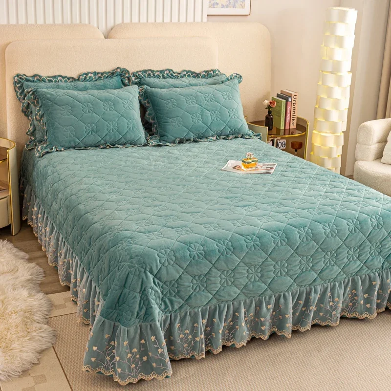 Thicken velvet Bedspread on the bed blanket lace ruffle bed cover bed Plaid mattress covers Bedspreads for double bed sheets set