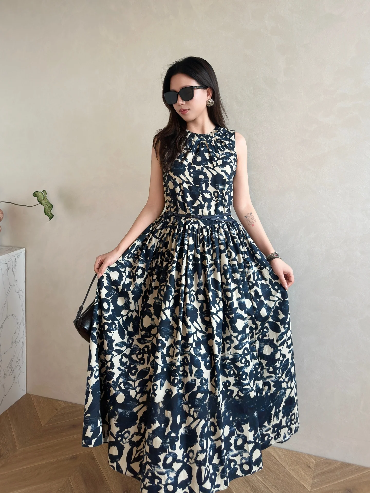 

Elegant Vintage Print Sleeveless A-Line Dress Women's High Waist Cotton Dress Elegant Ladylike Silhouette Midi Dress