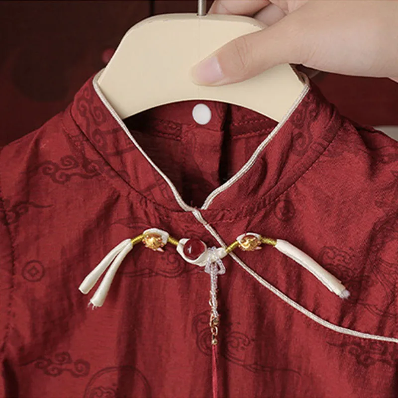 ملابس صيفية للفتيات حديثي الولادة لعام 2026 على الطراز الصيني مطبوعة بدون أكمام باللون الأحمر للعام الجديد بدلة الأميرة رومبير مستلزمات الأطفال B287