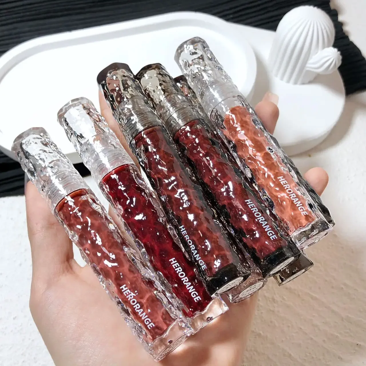 Liquid Lipstick Dyed Lip Glaze Moisturizing Mirror Water Light Non-Stick Cup Lip Gloss Waterproof Lasting Red Lip Tint Cosmetics