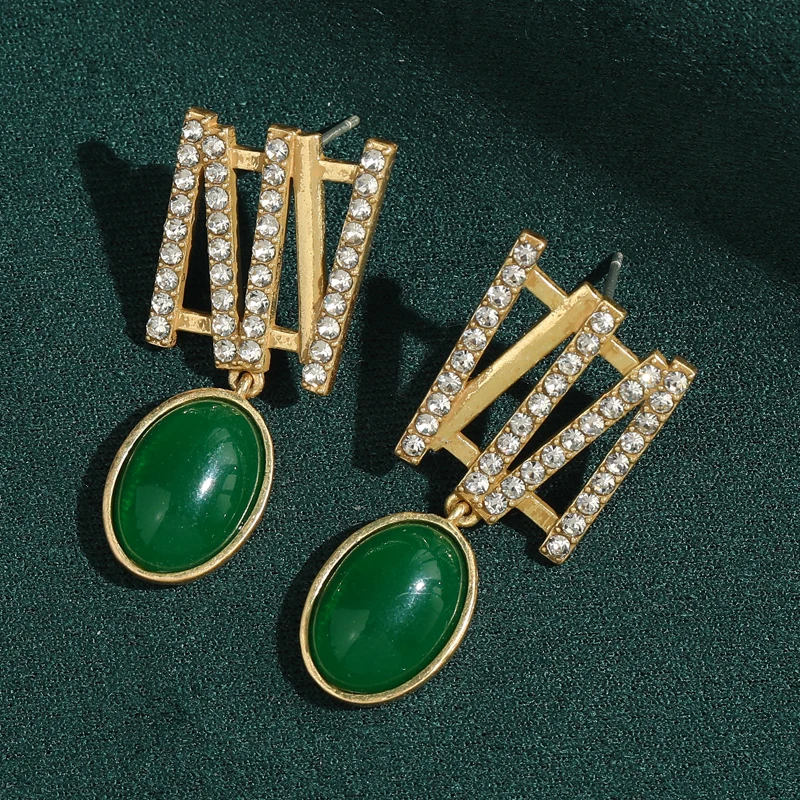 

Vintage Oval Green Drop Earrings Natural Stone Rhinestones Gold Color For Women Wedding Mother Day Gift Luxury Designr New 2026