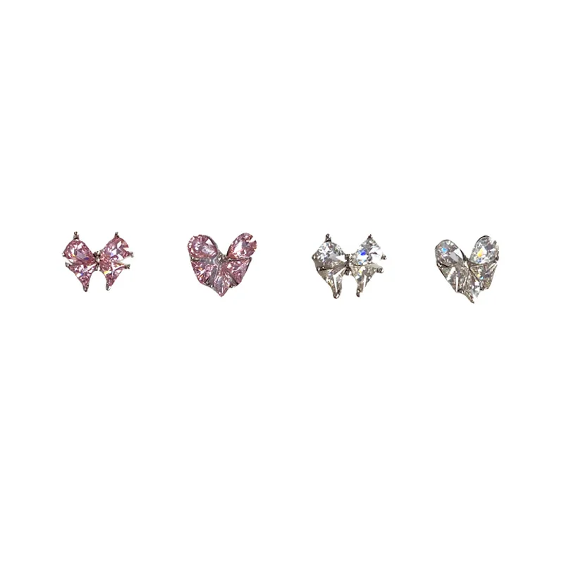 TSZS 3D Luxury Heart Butterfly Zircone Nail Art Charms Shiny Pink Clear Zircone Cuore Nail Charms Decorazione delle unghie