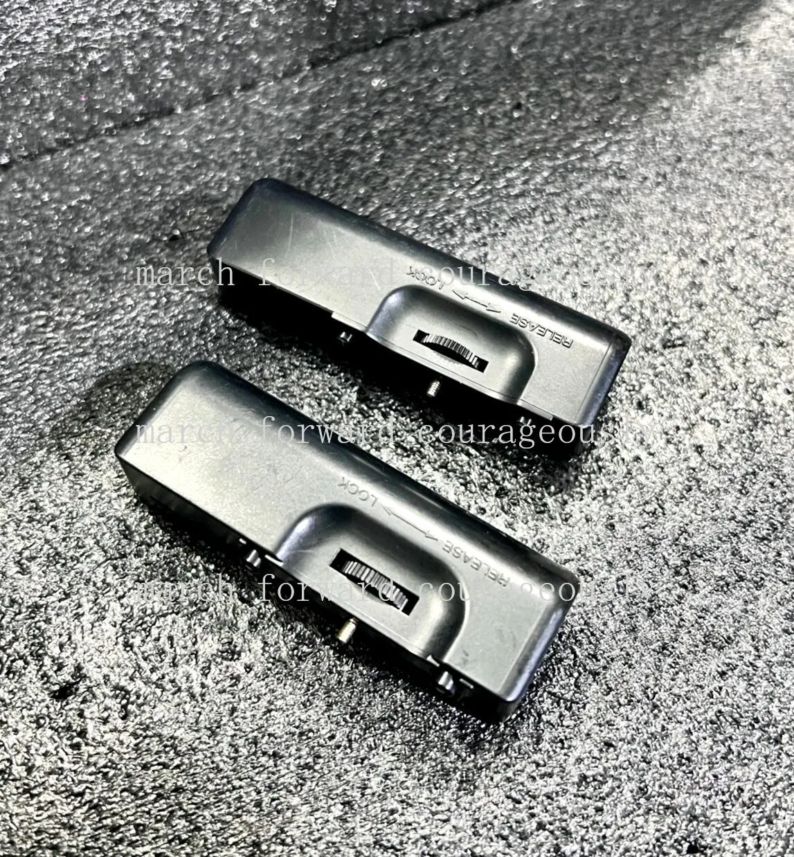 ** CHEN FOR Sony cassette player portable radio external battery pack 5-cell battery pack~~
