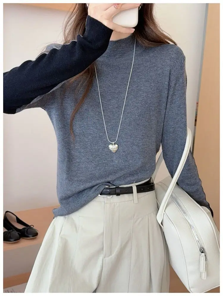 سترة نصف الياقة المدورة لخريف وشتاء نمط جديد بألوان متباينة، بلوزة على الطراز الكوري الفاخر الخفيف للنساء