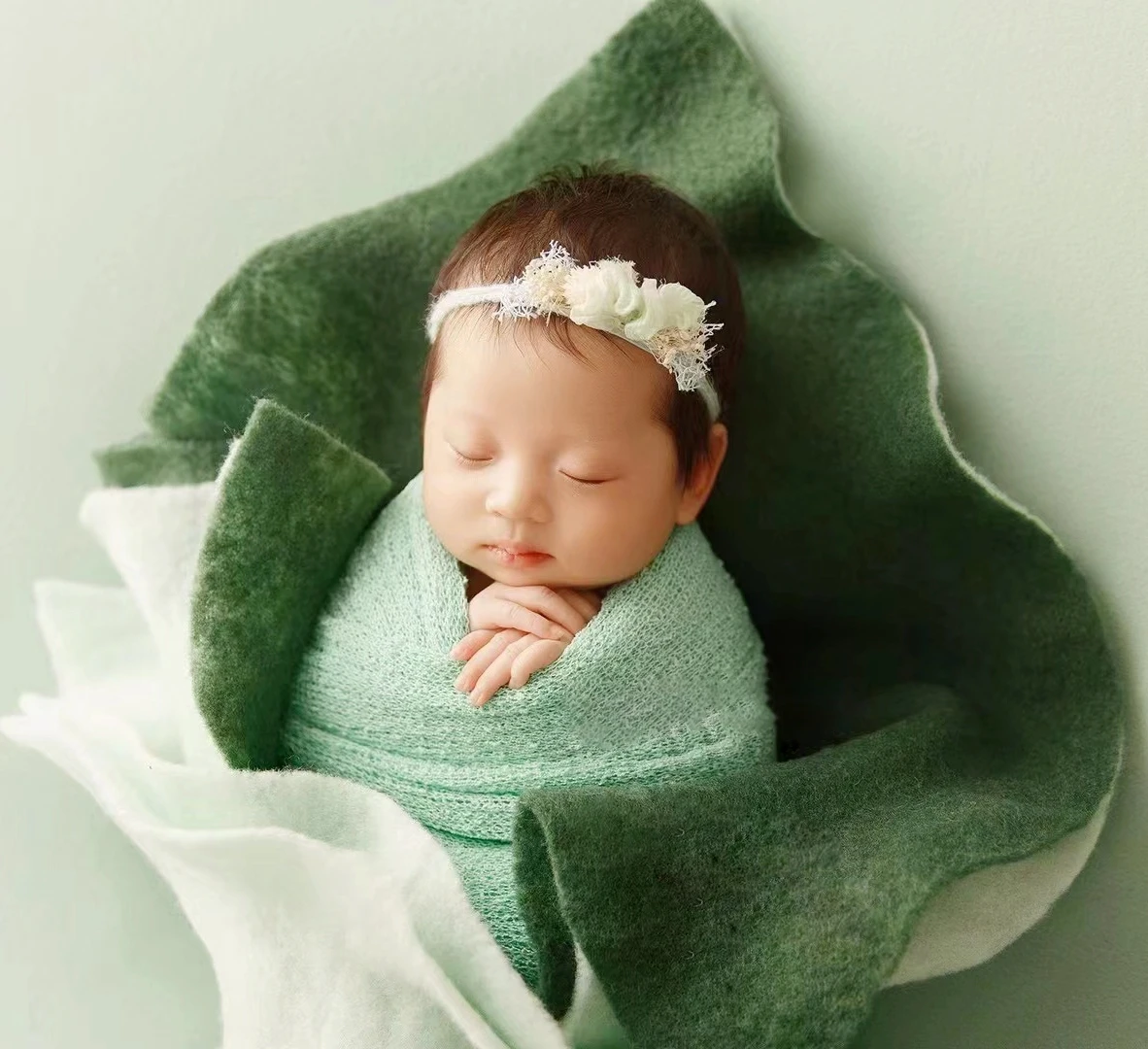 23 Colors Wool Fluff Felted Newborn Photography Props Natural Newborn Layer Fluffy Stuffing for Baskets Baby Posing Blanket