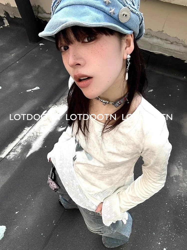 LOTDOOTN Y2k Print TShirt Women Chic White Irregual Graphic Tops 2000s Japanese Fairycore Vintage Tshirts Retro Grunge Tops Tees