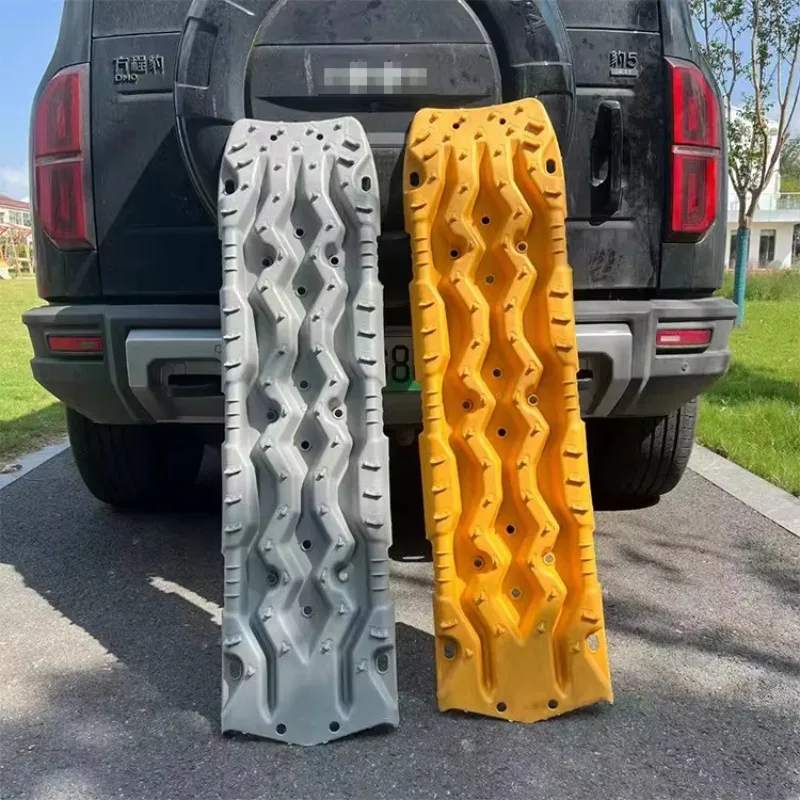 High Quality 2PCS Off-Road Traction Boards Recovery Boards Traction Mat Recovery Tracks for Sand Mud Snow Track Tire Ladder
