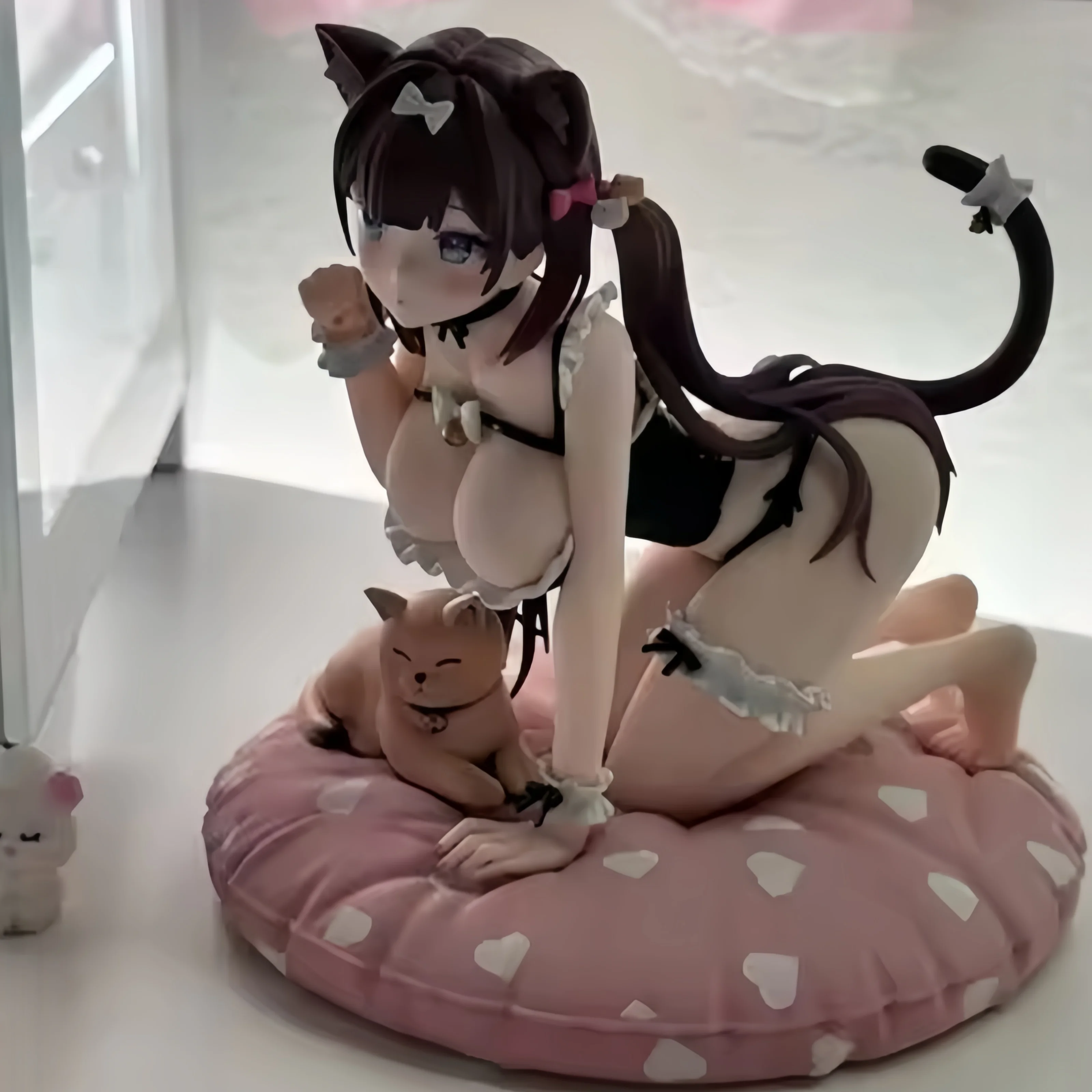 

【In Stock】Happyeah Virtual Anchor Vayamy Cat Figurine, Fashionable Trendy Toy, Surrounding Decorative Item, Collectible