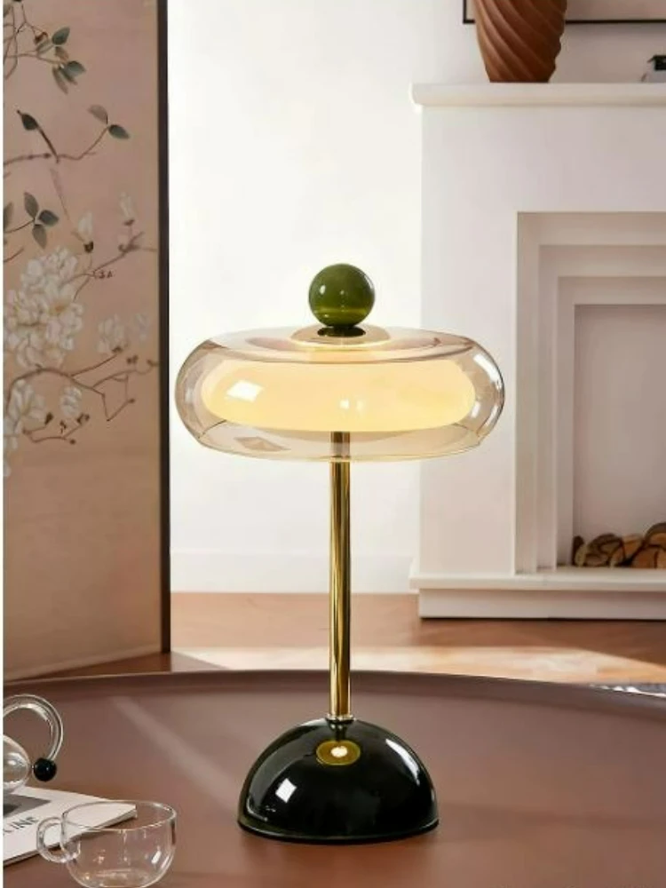 New Desktop Luminous Ornament with A  Luxury and High-end Feel, Retro Atmosphere, and Creamy Style Decoration Gift