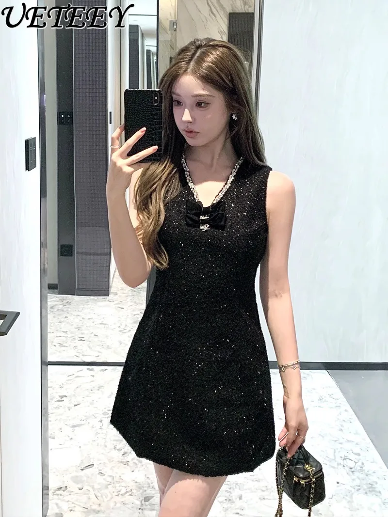 القوس الخامس الرقبة عالية الخصر سليم بلا أكمام فستان المرأة الصيف جديد الصناعة الثقيلة مسمار حبة مزاجه فساتين قصيرة للحفلات