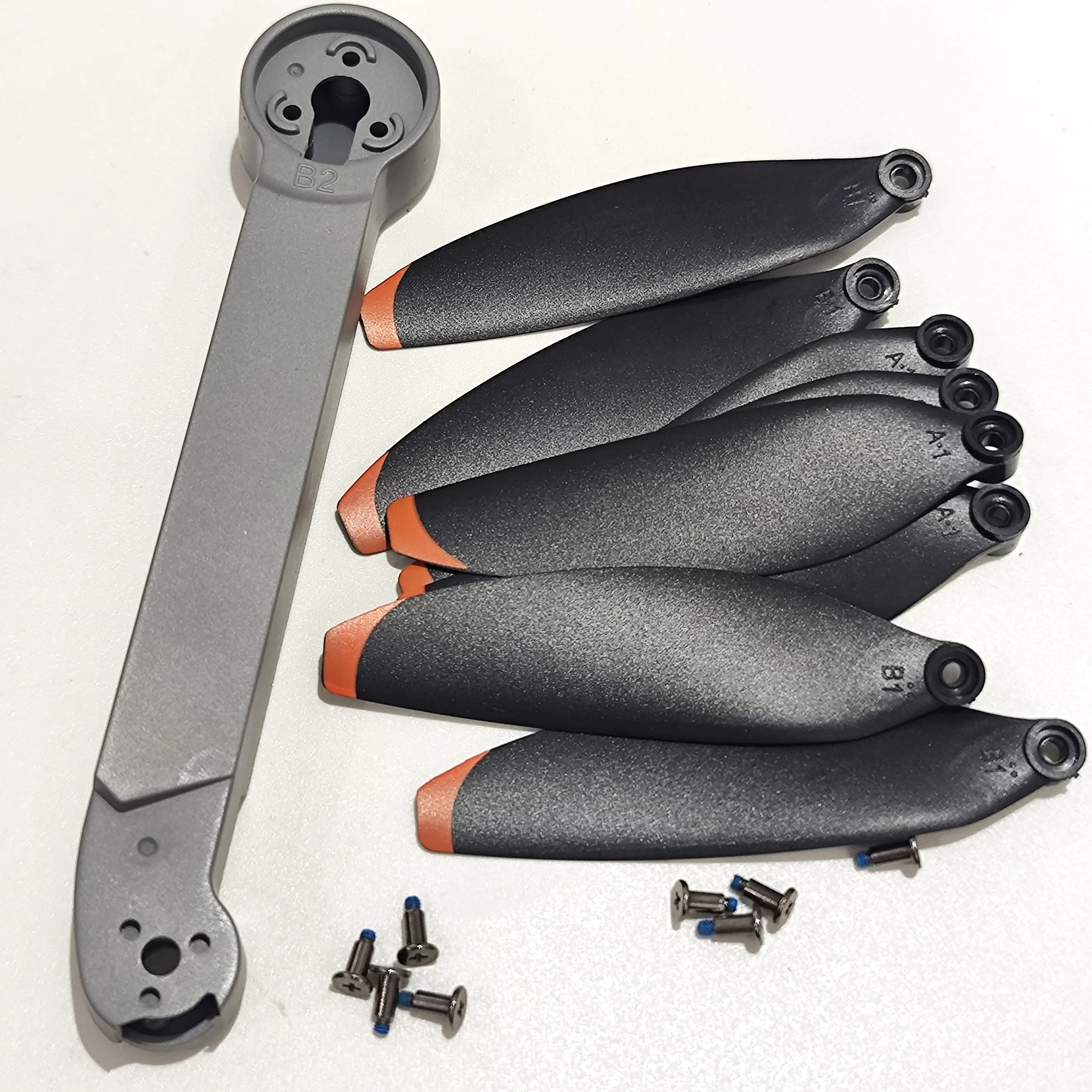 L300 PRO MAX Foldable Brushless GPS Drone Original Rear Arm Rubber Parts B2 With Blade Propeller 8PCS for L300-UItra L300MAX