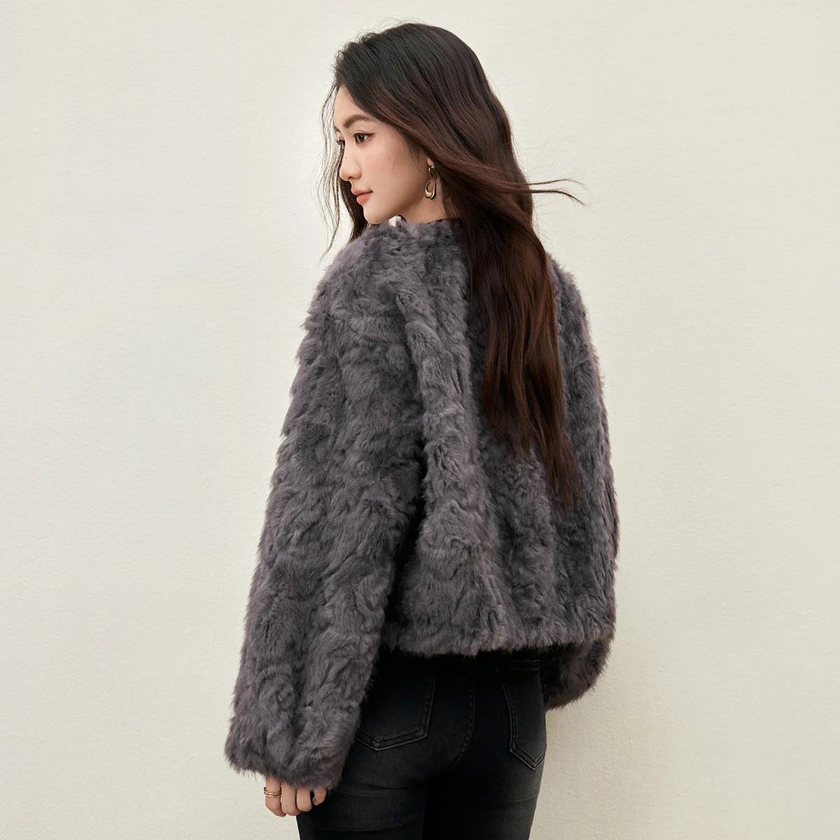SENTUBILA Warm Popular Faux Fur Jacket Women 2025 New Winter Thick Short Jacket with Buttons Outerwear Casual W54PD4850