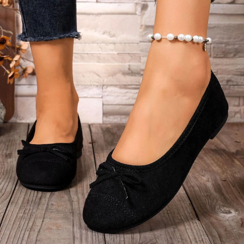 

Новые женские туфли в стиле ретро с круглым носком, замшевые повседневные туфли на плоской подошве, модные женские элегантные балетки без шнуровки на мягкой подошве на плоской подошве