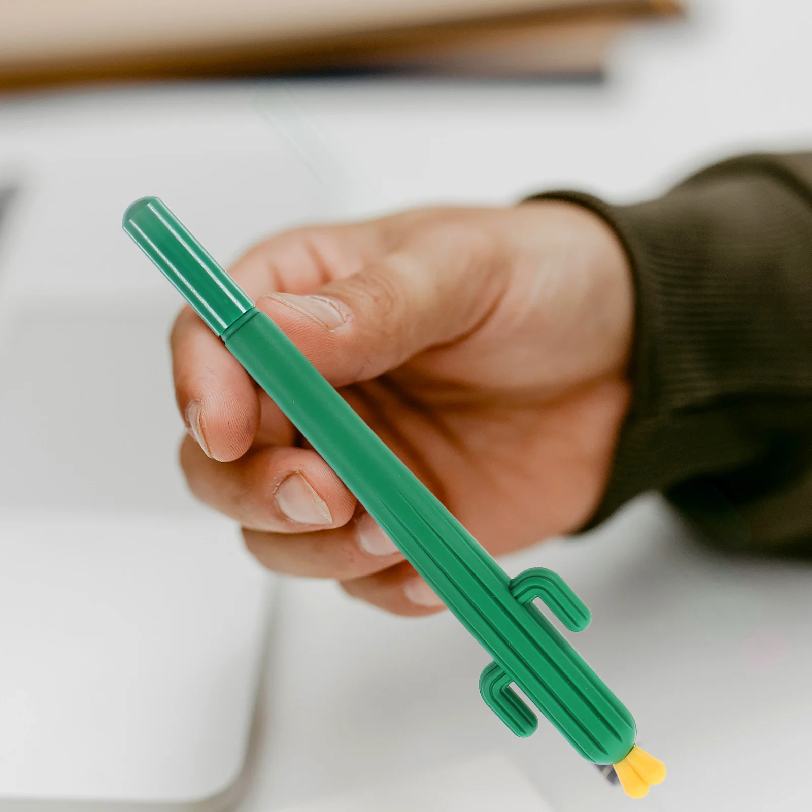 

10Pcs Plastic Cactus Writing Pen Safe Design Ideal for Schoolwork Gifting and Note Taking Mixed Colors Cactus Ballpoint Pen