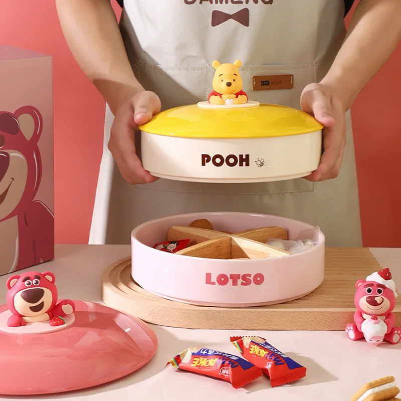 Miniso periferia de animé oso fresa plato de cerámica para aperitivos con partición lindo dibujo animado Winnie The Pooh mesa de comedor duradera Frui