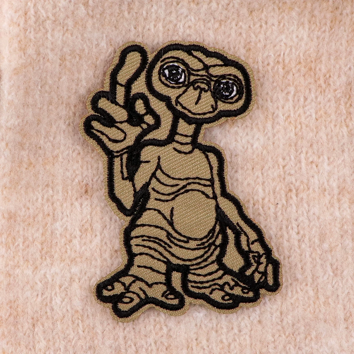 Alien Embroidery Patch Iron On Patches Applique For Clothing Thermoadhesive Patches For DIY Jackets Jeans Sewing Stickers