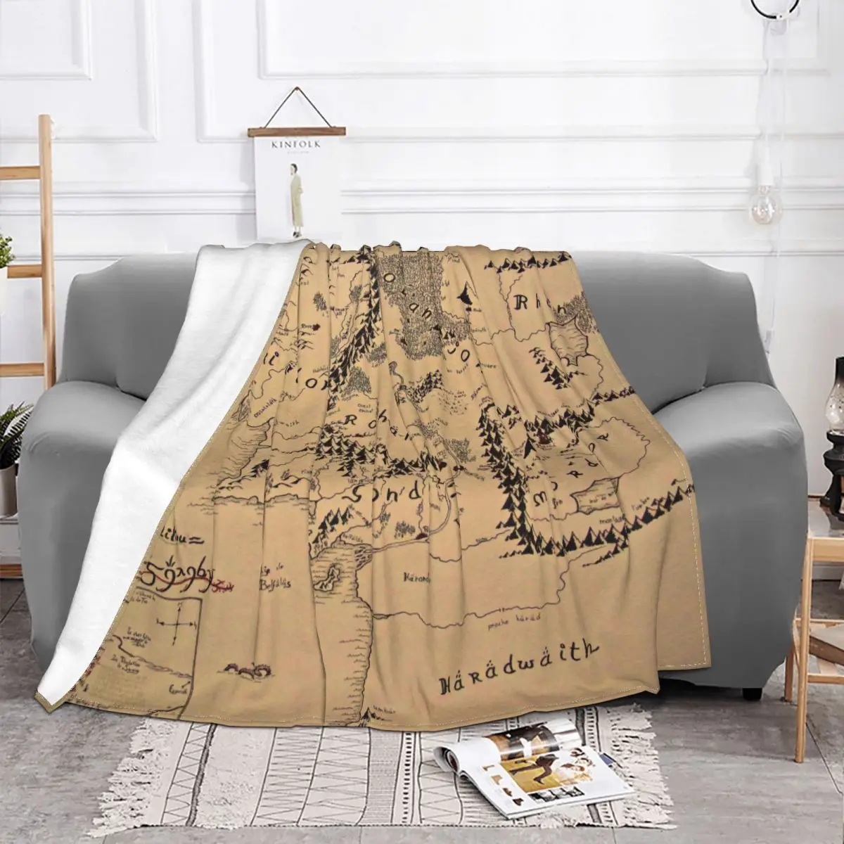 Retro Middle Earth Map Knitted Blankets World Plush Throw Blankets Home Couch Portable Soft Warm Bedspread