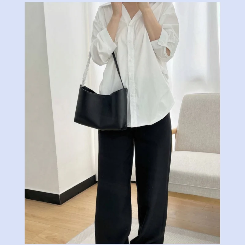 Minimalist Italian calfskin bag, versatile, simple, light luxury, niche, single shoulder bag, French bag, underarm bag