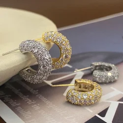Korean Version 925 Silver Needle Curved Inlaid Zirconium Light Luxury Cool Style Versatile and Fashionable Earrings.