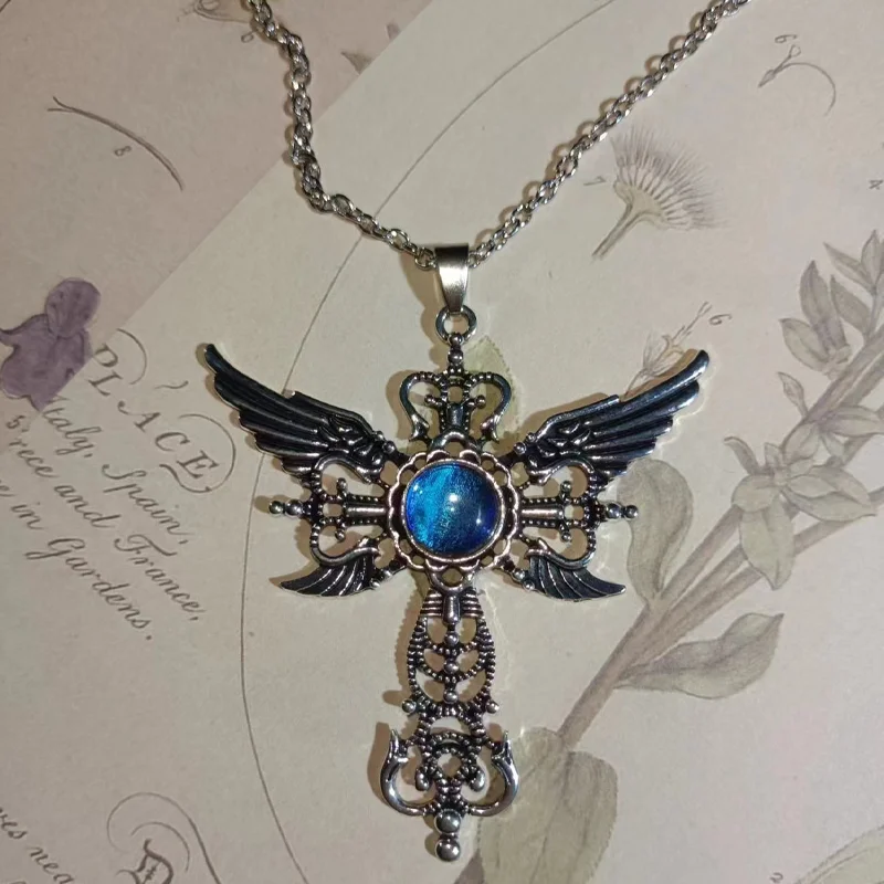 

Necklace Vintage Blue Devil's Eye Creative Devil's Wings Cross Pendant Jewelry Party Accessory Gift