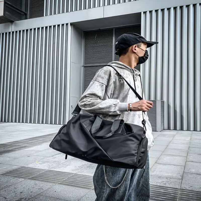 Universal Sports and Fitness Shoulder Bag Large Capacity Waterproof Travel Luggage Bag Multi-Functional Crossbody Bag Handbag