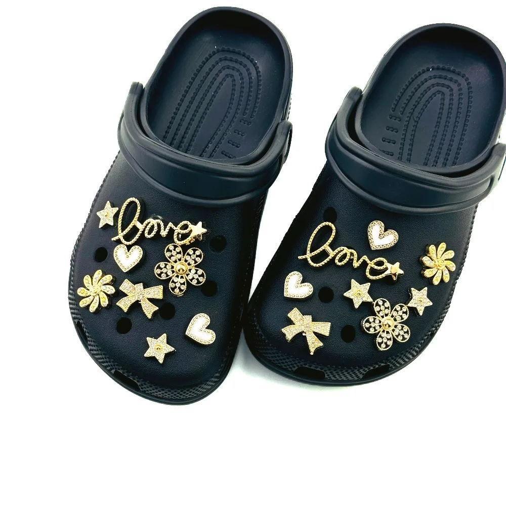 16/18Pcs Fashion Shoe Charms Set for Sandals Clogs Pins Accessories Diamond Chain Pentagram Personalized Sneaker Decorations