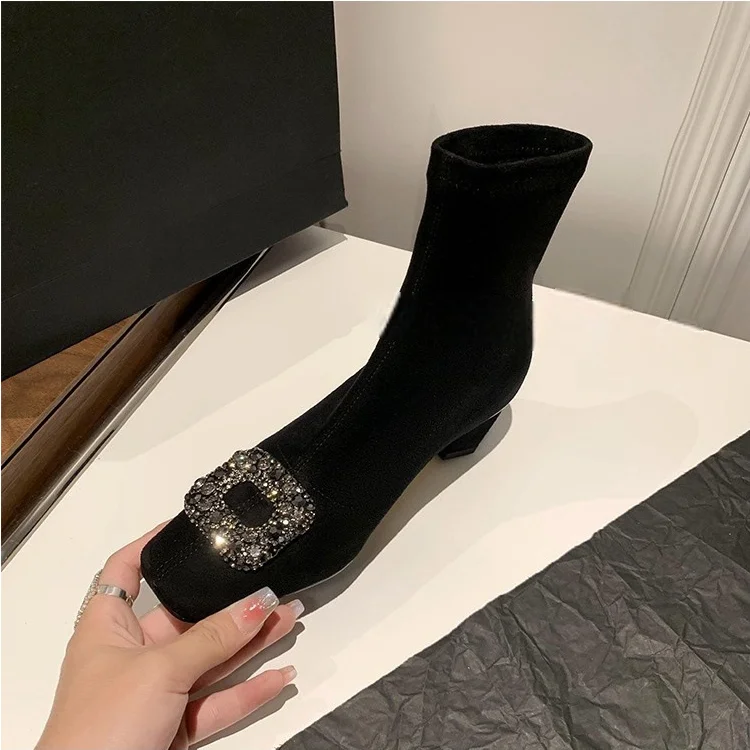 

Женские замшевые ботильоны без шнуровки с квадратным носком, женские ботинки на высоком каблуке с роскошной пряжкой и кристаллами, элегантные вечерние эластичные ботинки-носки