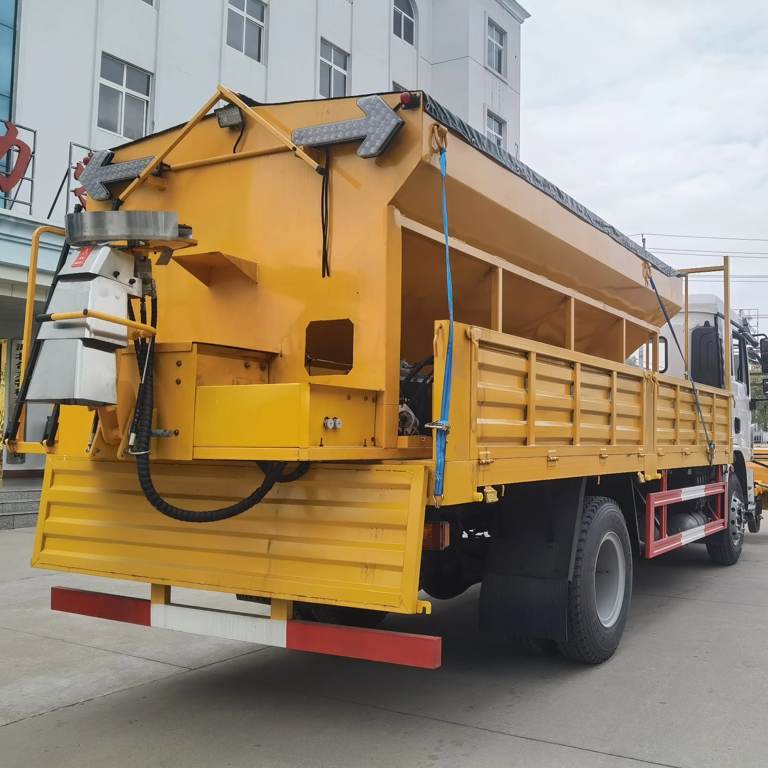 316L Stainless Engine-Powered Spreader Snowplow with Motor & Gear 5000L Capacity