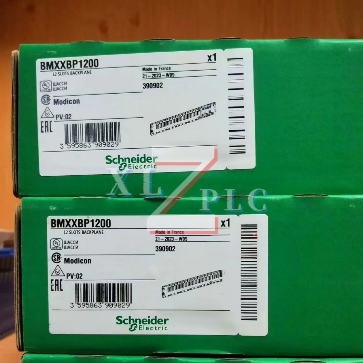 

Модуль ПЛК новый оригинальный BMXRMS004GPF BMXXBP1200