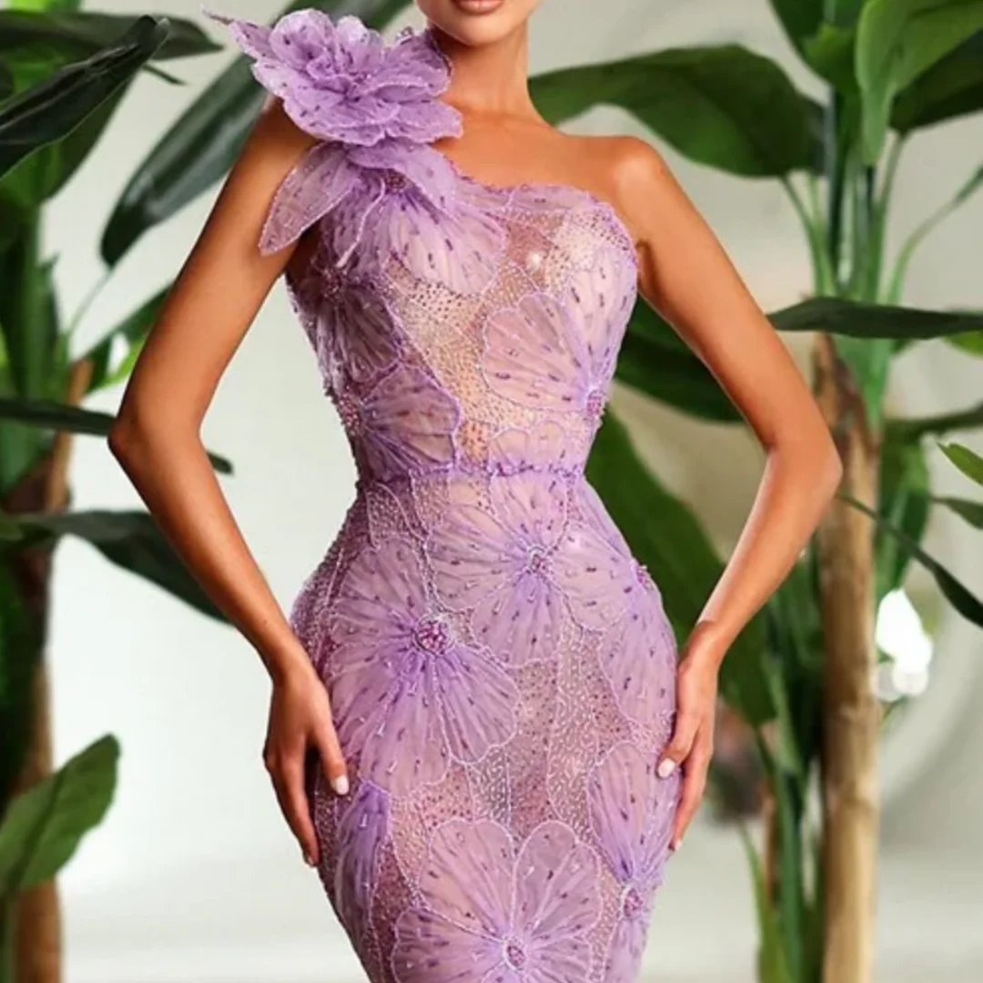 Gaun Maxi Pesta Ulang Tahun, Pesta, Prom, Malam Hari, Model One Shoulder High Waist, Berhias Berlian, Manik-Manik, dan Bunga, Dapat Dipesan Sesuai Ukuran