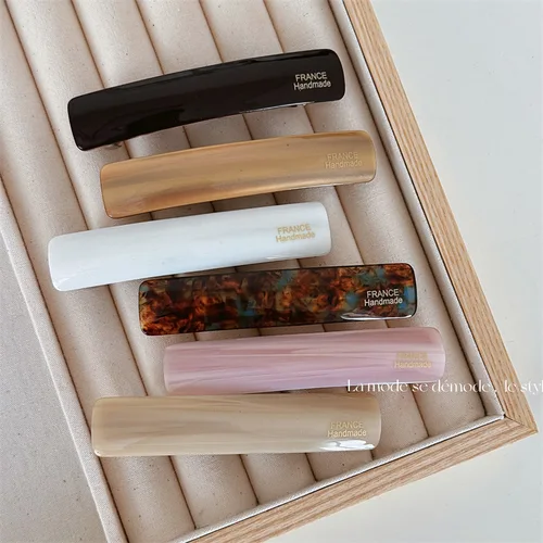 Clip de resorte de acetato con letras largas, horquilla holgada estándar dorada, pasadores laterales de temperamento de estilo coreano, tocados texturizados