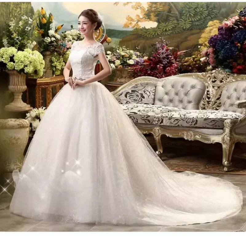 Vestidos de novia blancos baratos, cuello redondo, mangas cortas, encaje de cristal, Princesa, longitud hasta el suelo, talla grande, lentejuelas, vestidos de novia